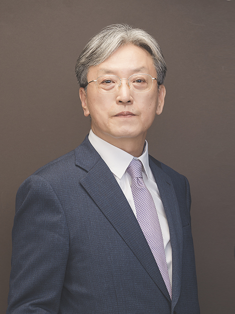 김수창